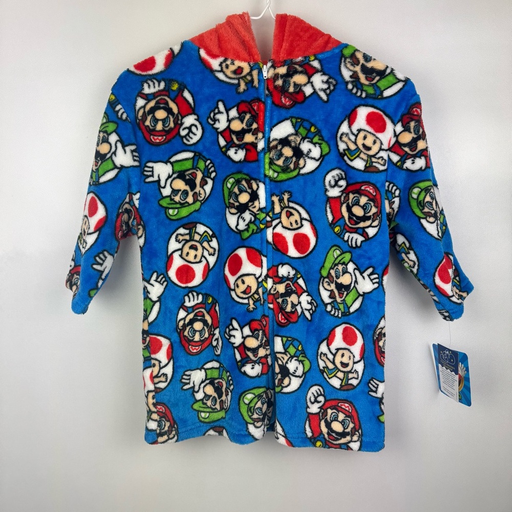 Super Mario cozy hoodie fleece pullover NWT size 4